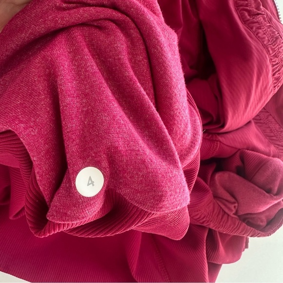 Lululemon Reversible Dance Studio Jacket 
Bumble Berry size 4 - Picture 7 of 16